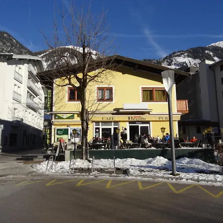 Am Tauernplatz バート・ホーフガシュタイン